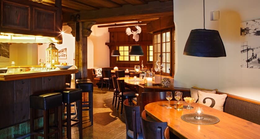 hotel-sport-klosters-bar