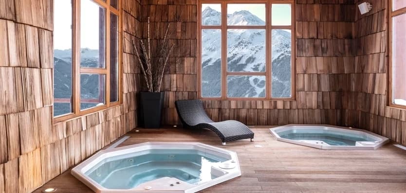 2112-05_52_ily_larosiere_piscine_hd