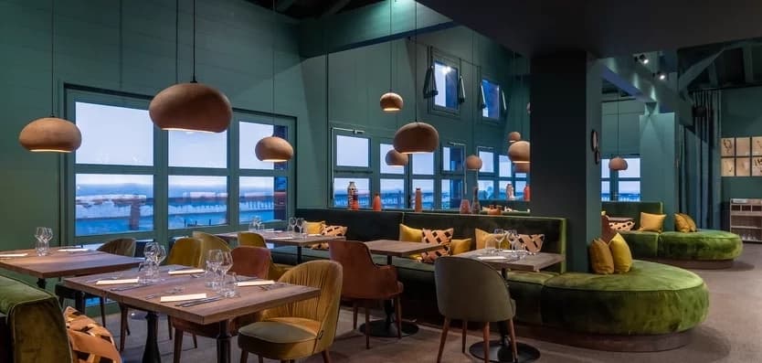 2112-05_62_ily_larosiere_restaurant_hd