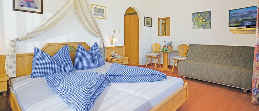 Hotel Claudia bedroom