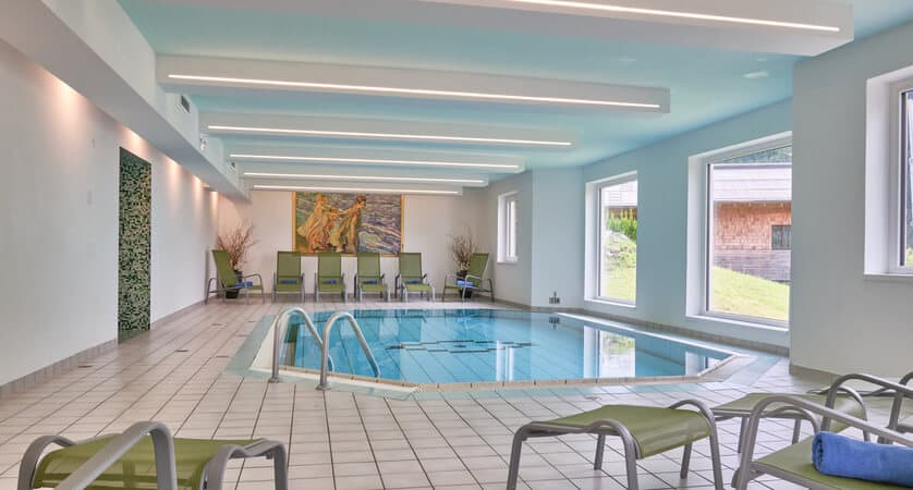 hotel-alpenkrone-filzmoos-pool-2