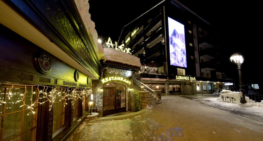 hotel-exterior-hotel-alex-zermatt-3
