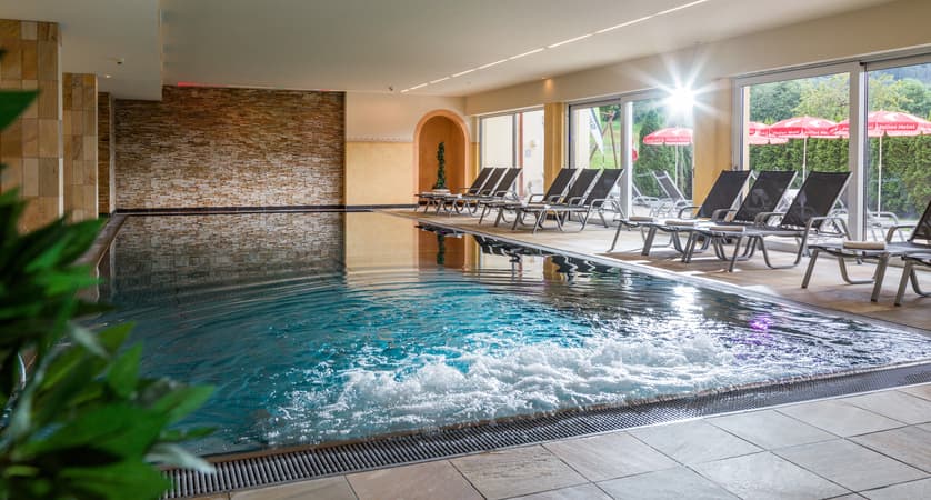 hotel_harfenwirt_pool-2