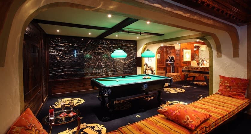 pool table
