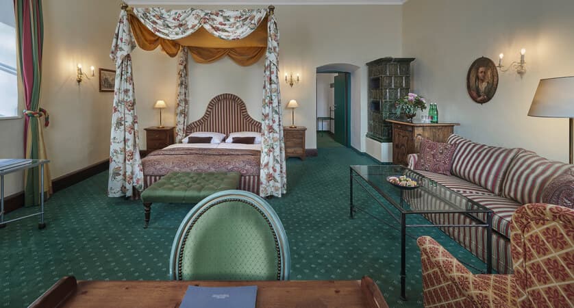 schloss-lebenburg-kitzbuhel-bedroom-3