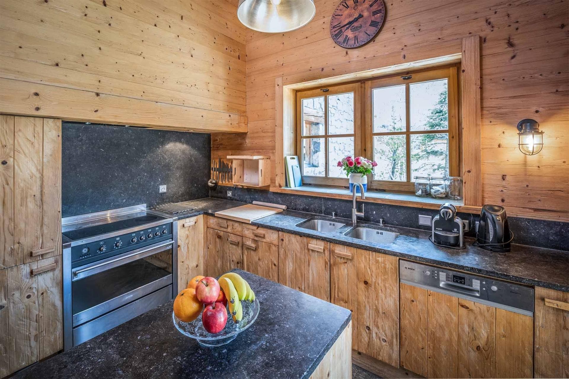 612dfe73-8e90-4937-b111-6b440a000f09