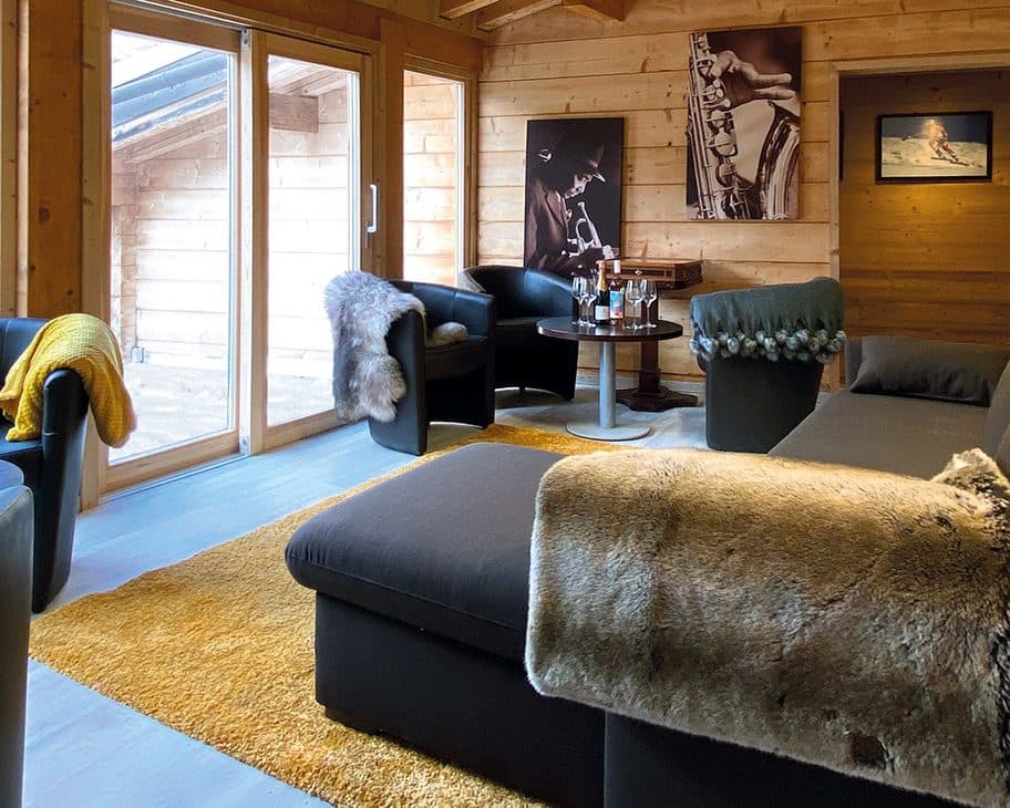 CHALET-KITZ-LOUNGE-3-912x730