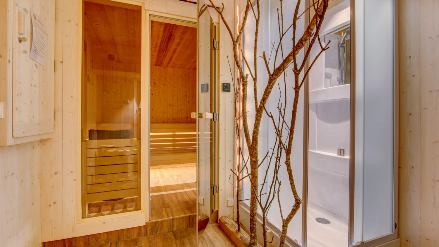 sauna_2-1500x844