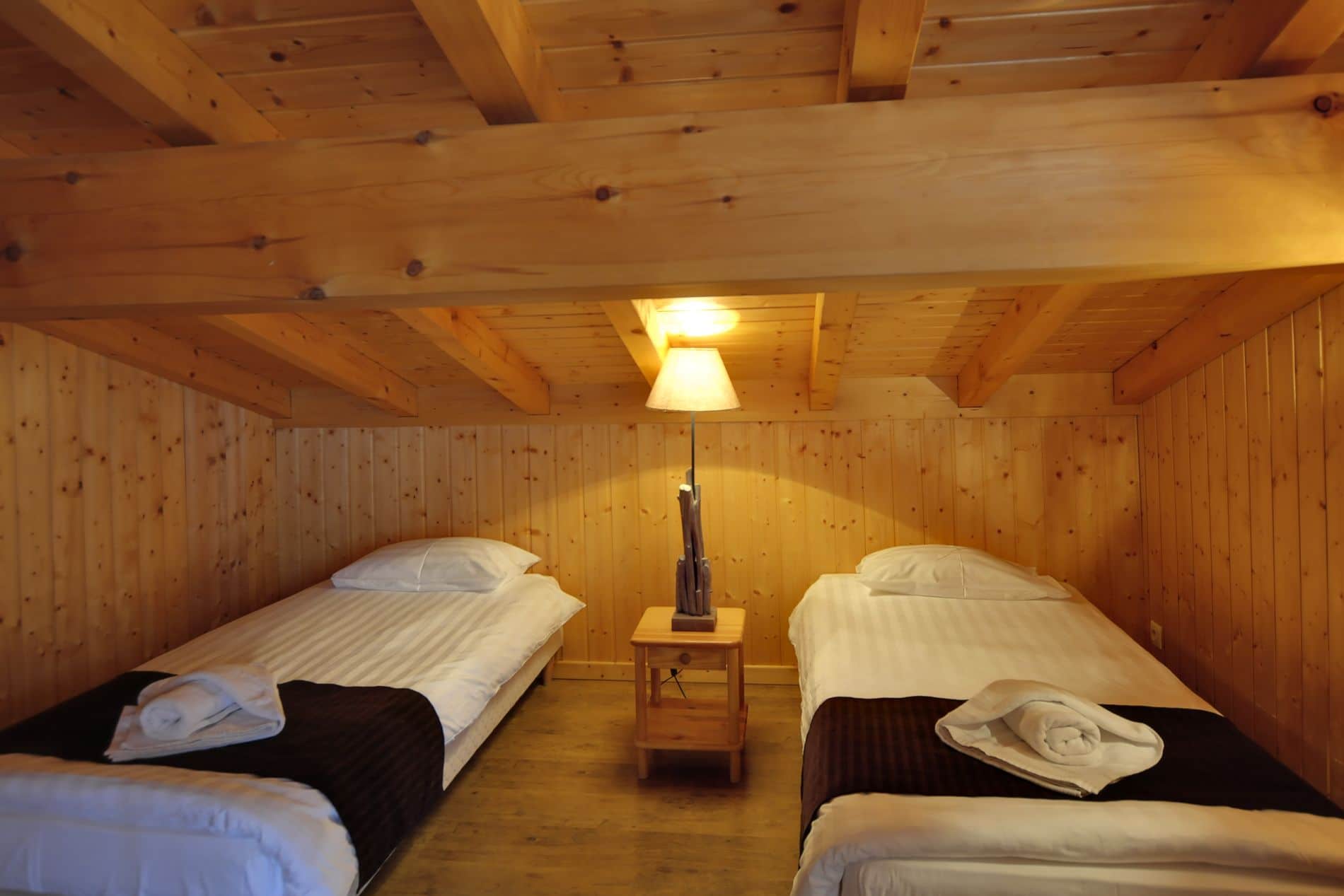 WGrolet-Room-3-4-family-room