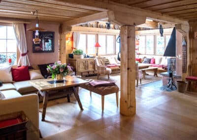 d_6100626_web-400x284