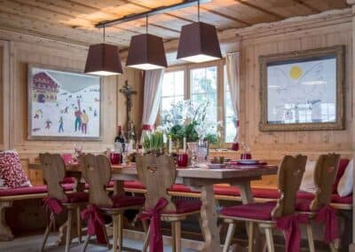 f_6100607_web-400x284