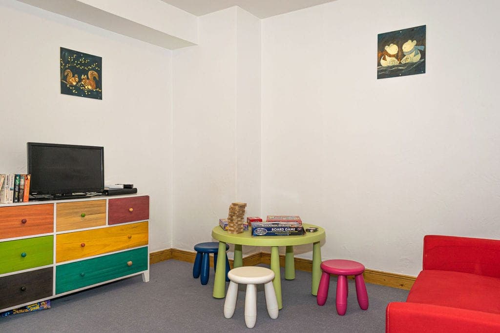 Edelweiss-Games-Room