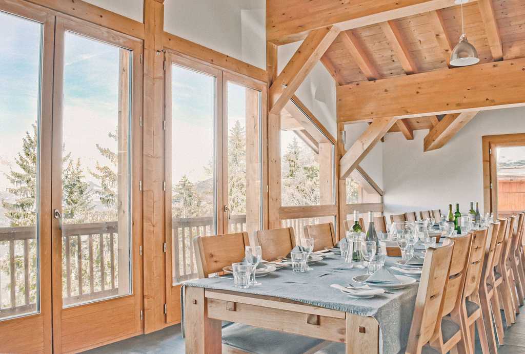 Flocon-2-Dining-Table