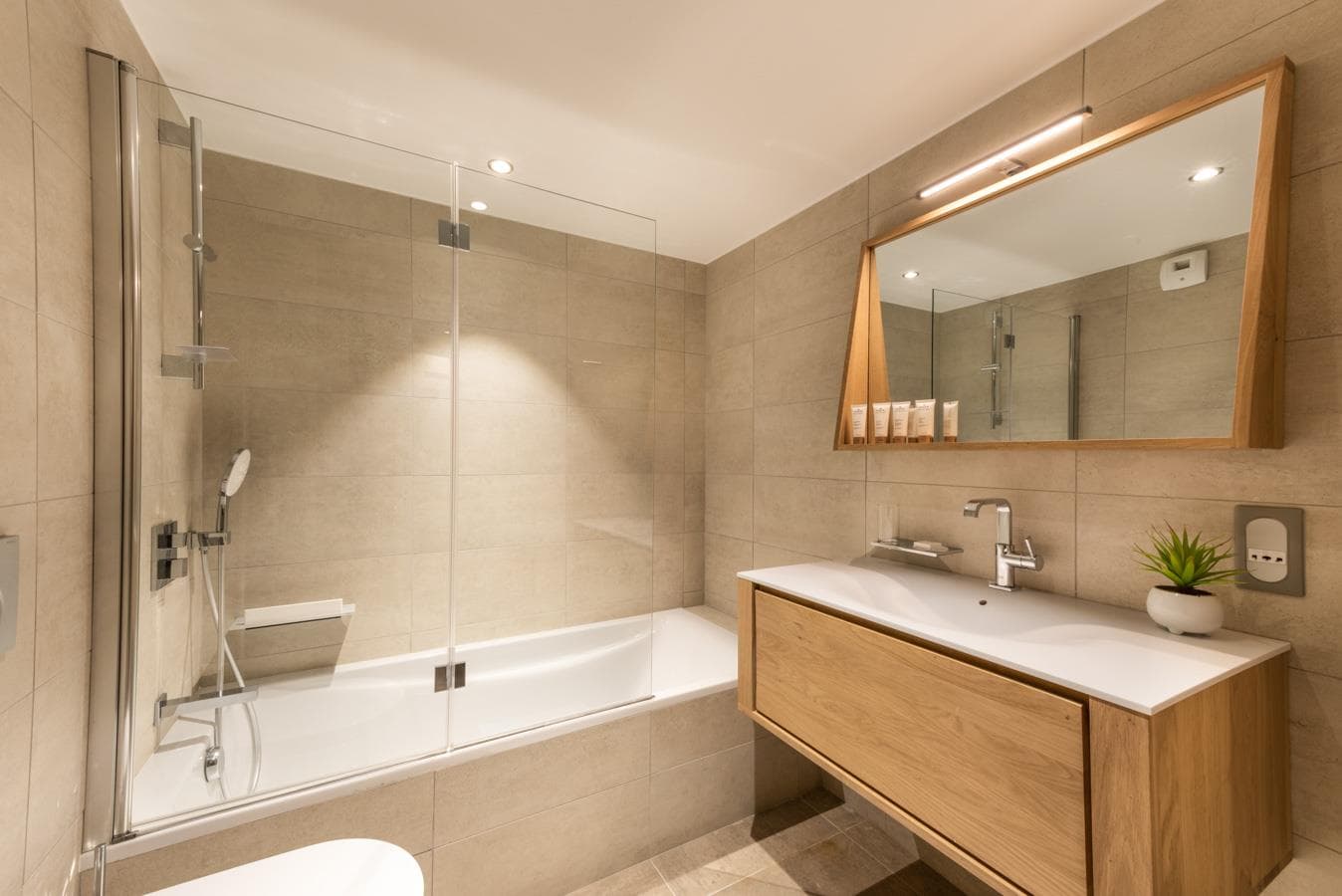 falcon_lodge-a20-5_3921