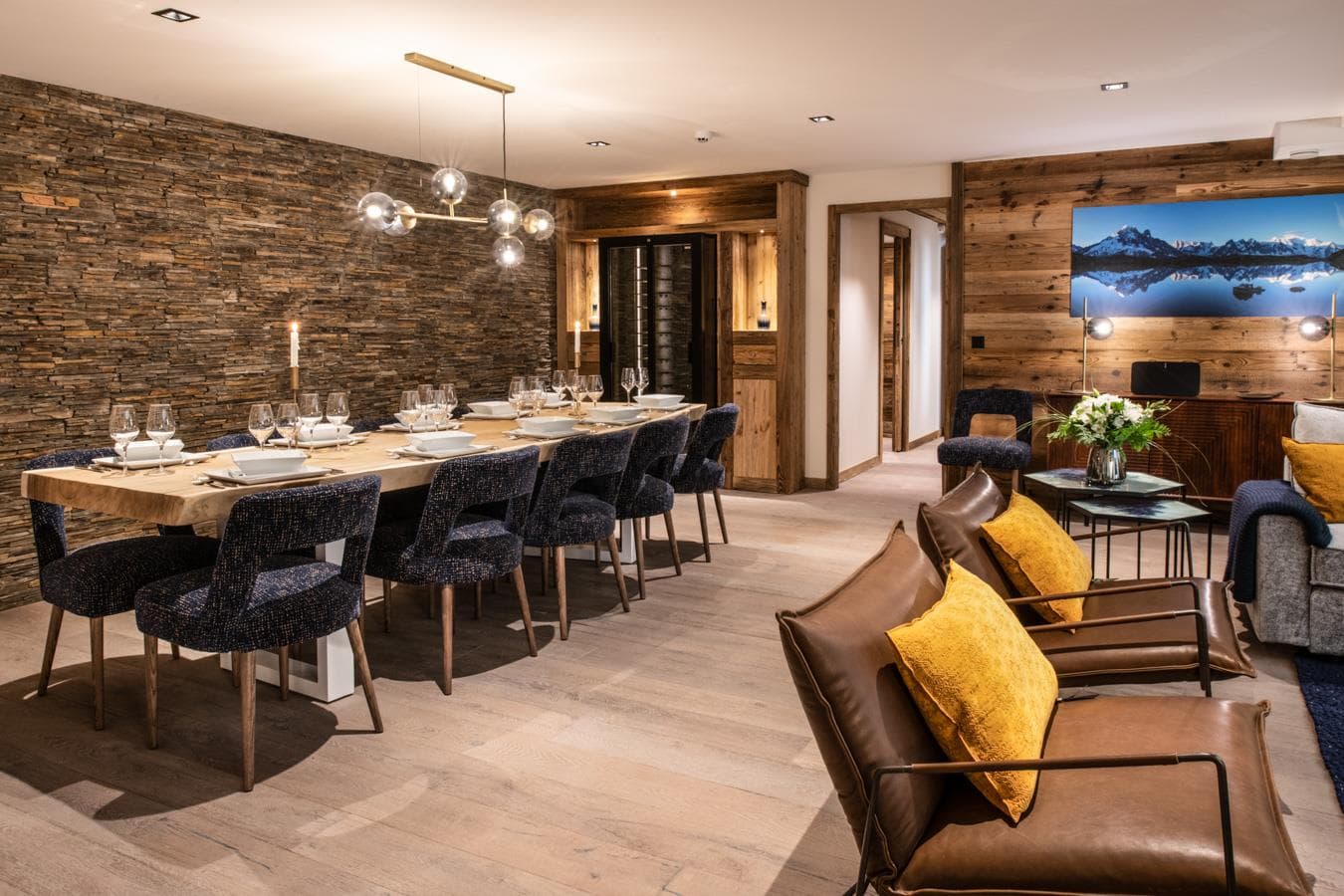 falcon_lodge-h21-13_4339