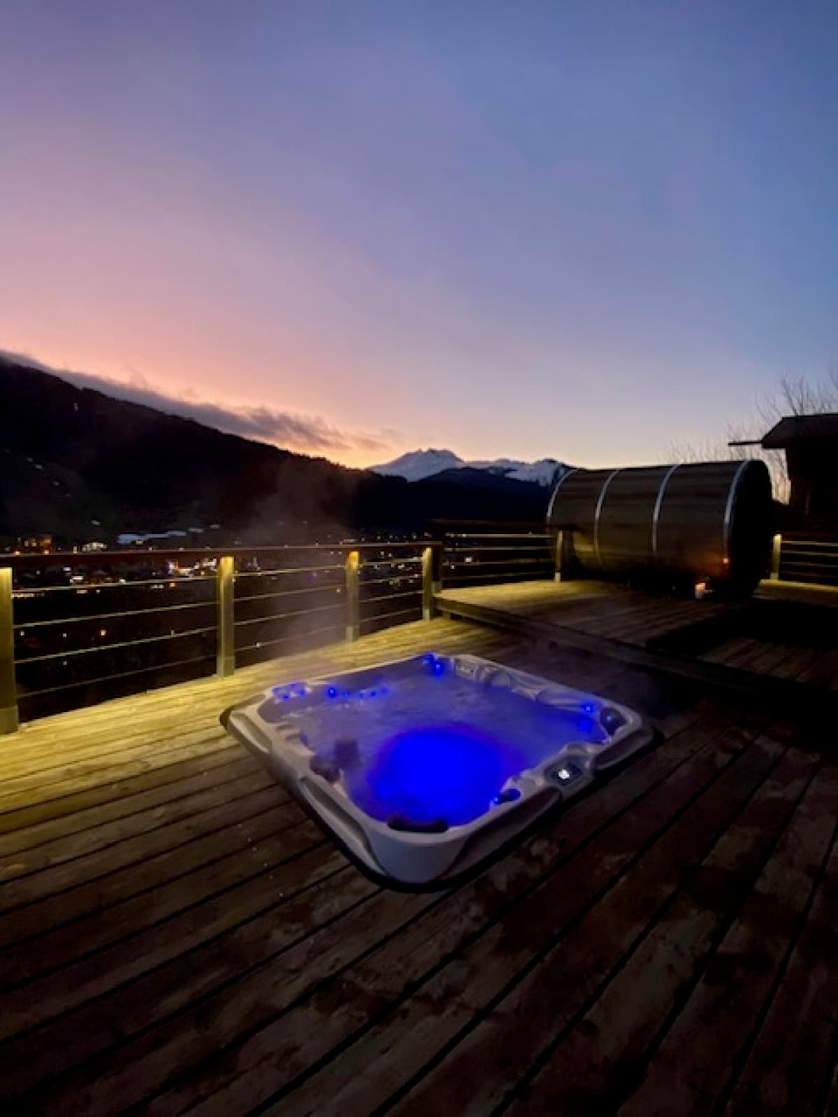 Chalet Chelmer htotub