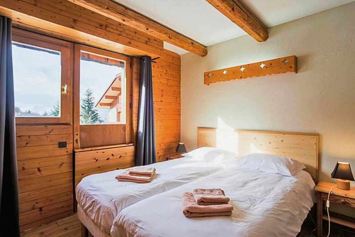 Chalet La Vielle Maison bedroom 2