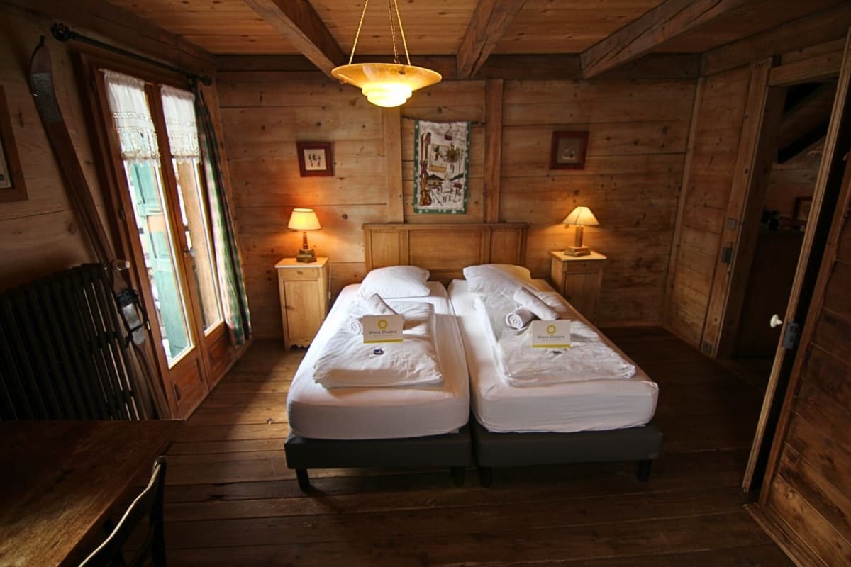 Chalet Le Vieux bedroom 2