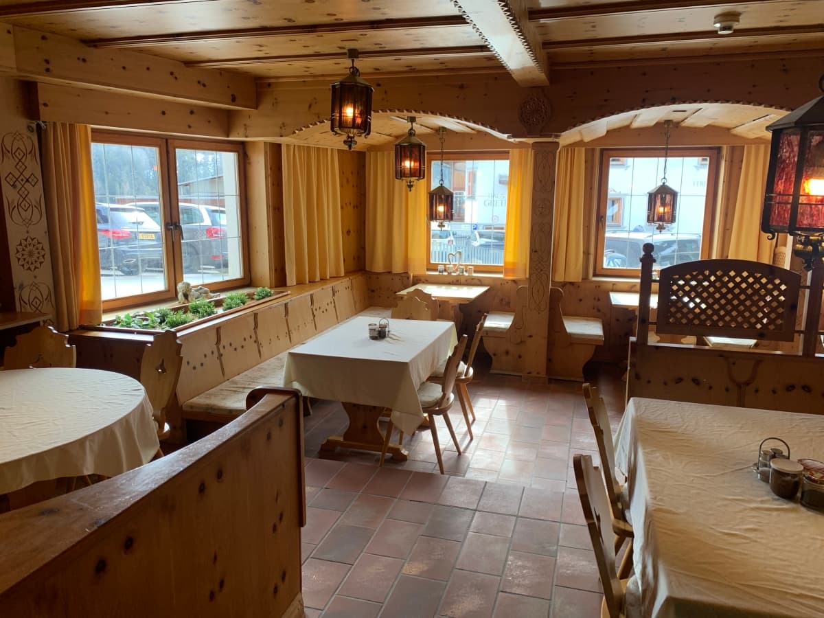 Chalet Tirolerhof Apart dining room 2