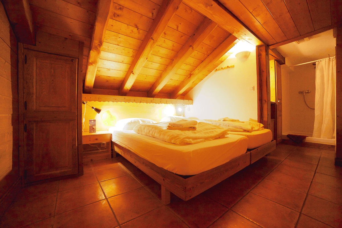 Chalet clouds bedroom