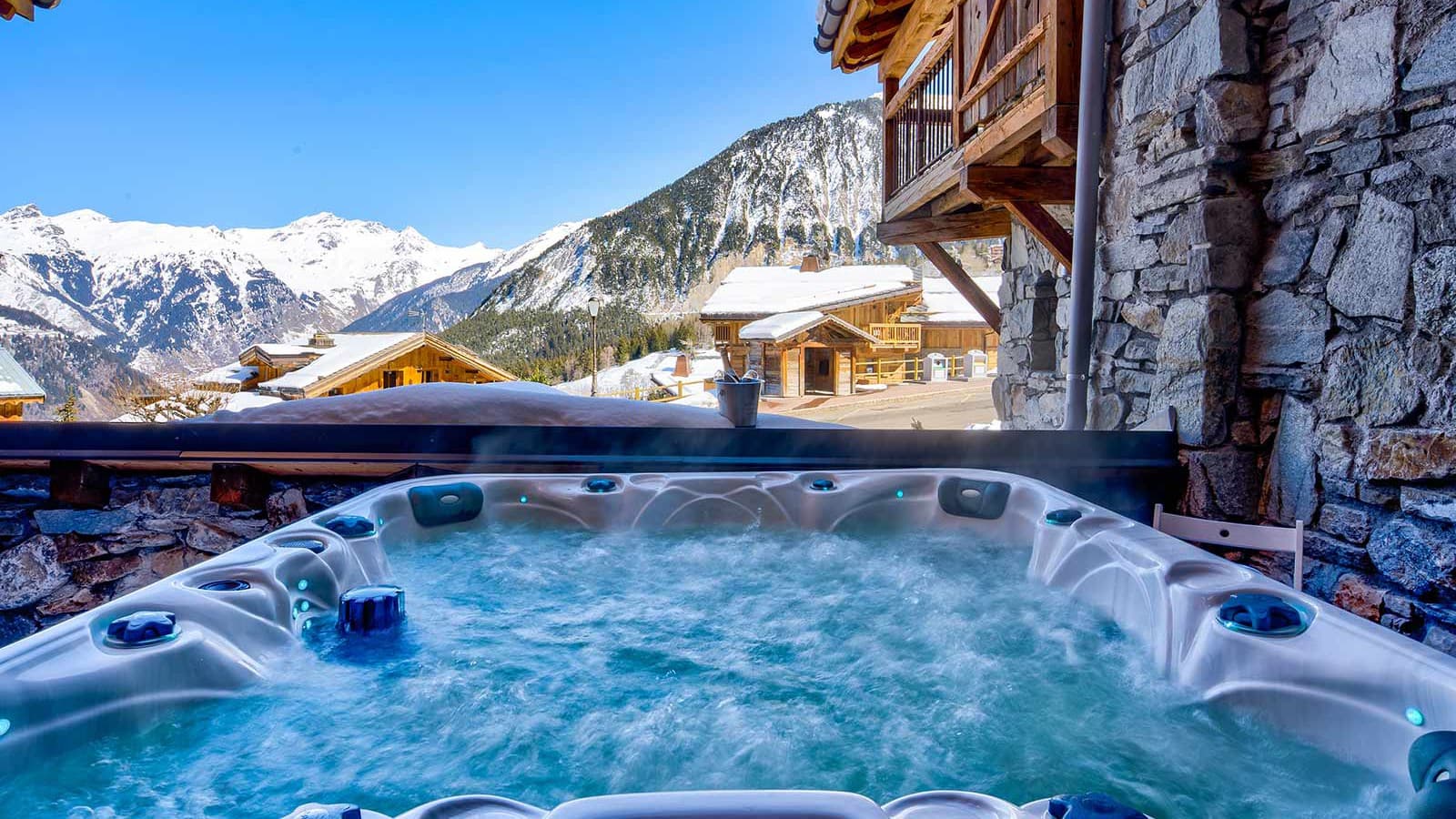 chalet-benjamin-hot-tub-2_16867