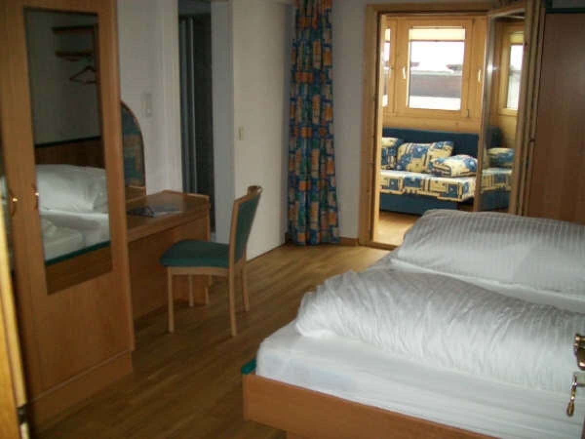 chalet ruth bedroom 2