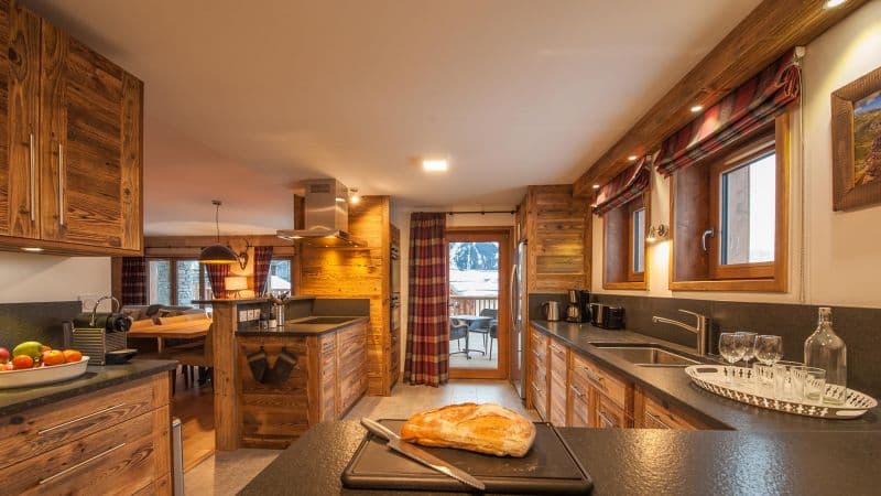 1_Margaux_18_015-800x450