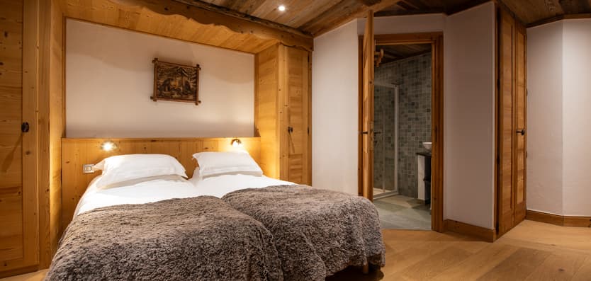 bedroom-41 chalet La Rocheure