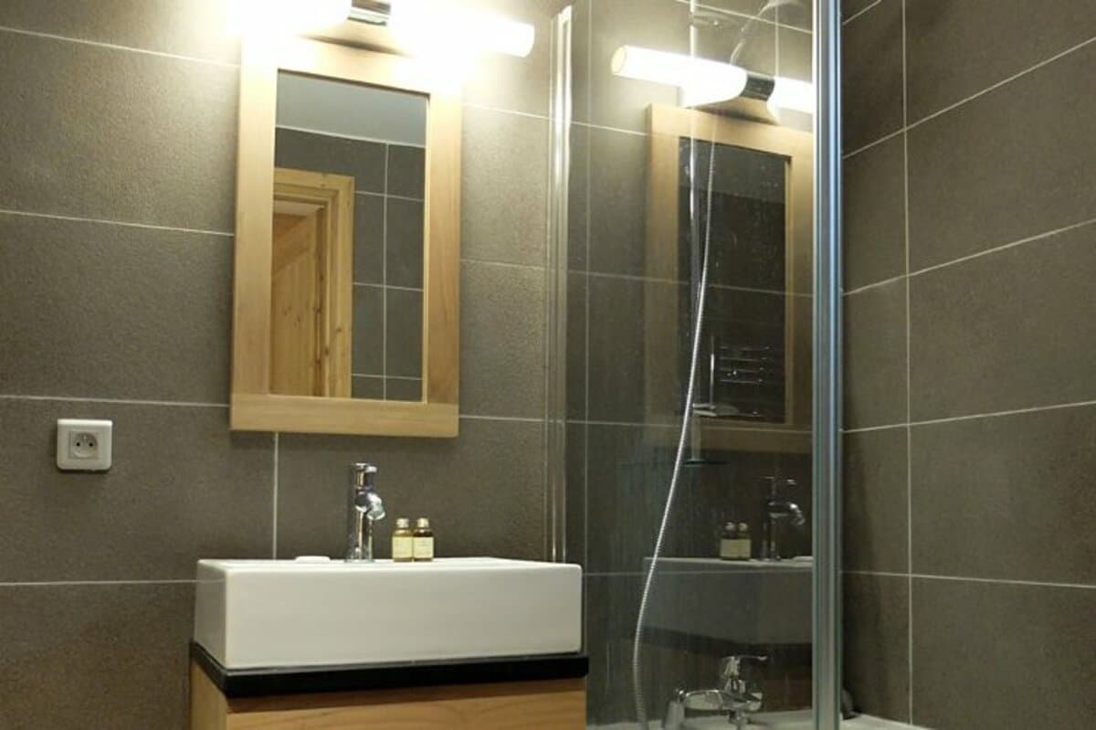 17d1u5vpee_Bellevue6