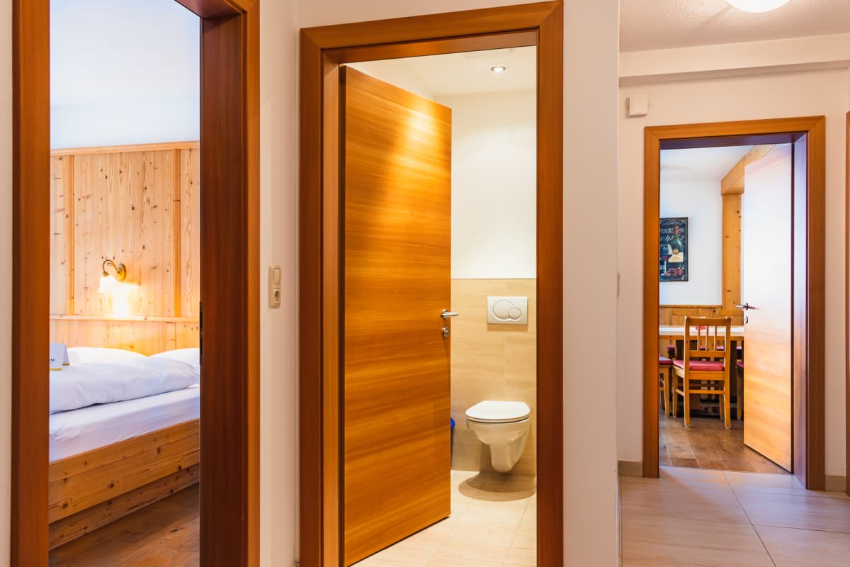 4-slaapkamer-7__ScaleWidthWzEyMDBd