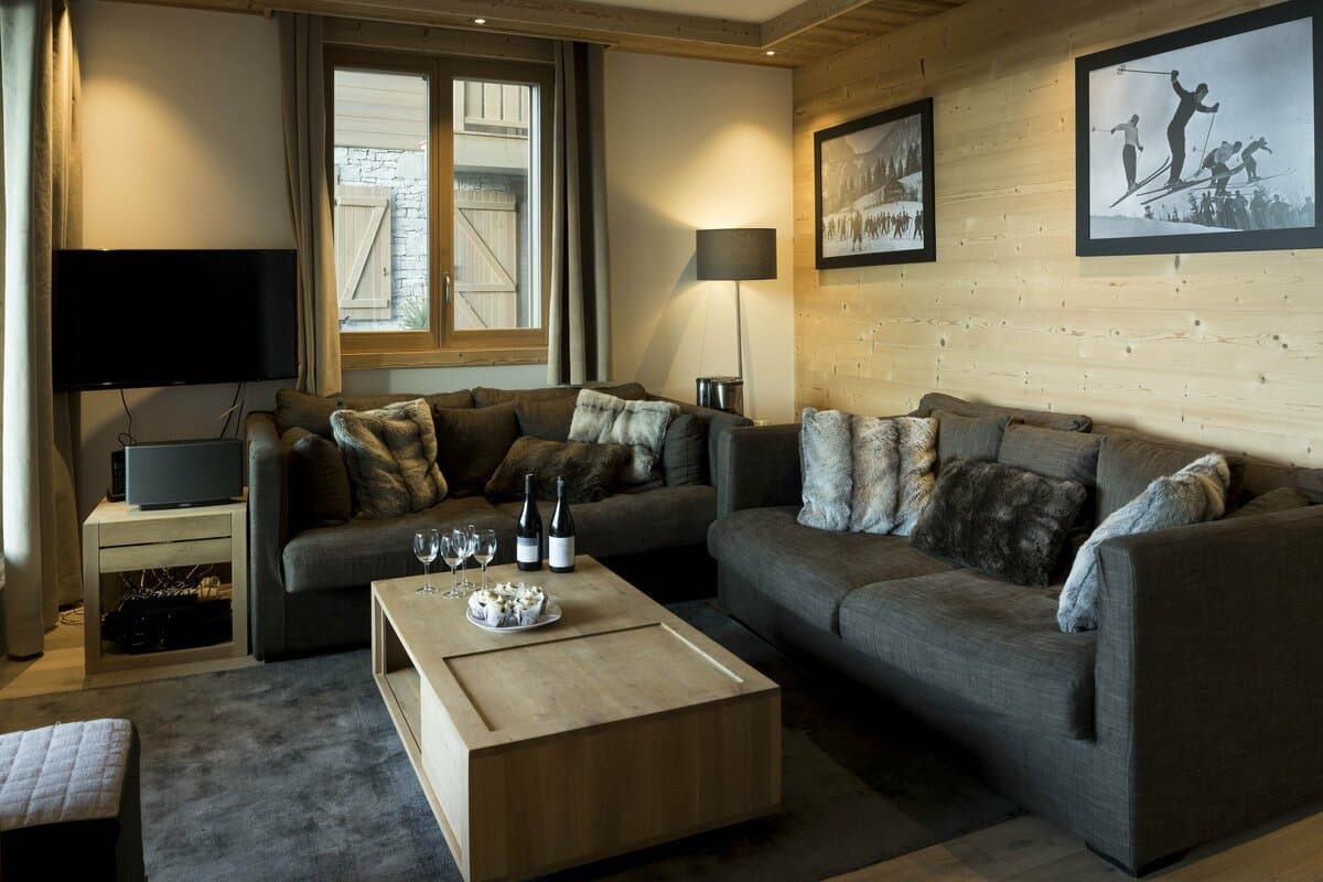 8qj2r213mv_Bellevue4