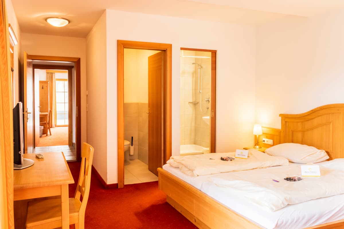 4-slaapkamer-4__ScaleWidthWzEyMDBd