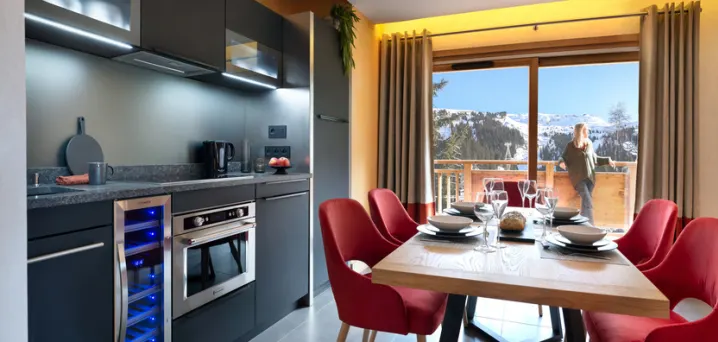 three_bedroom_apartment_dining-1