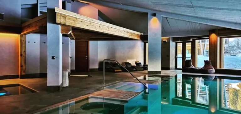 hotel_au_charmant_petit_lac_spa_area