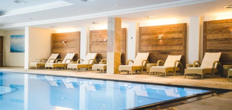hotel_gotthard_schwimmbad (1)