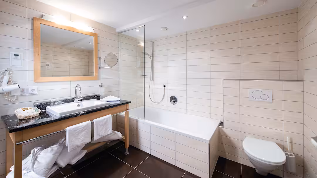 AUS_GAL_015_32WebOriginalCompressed