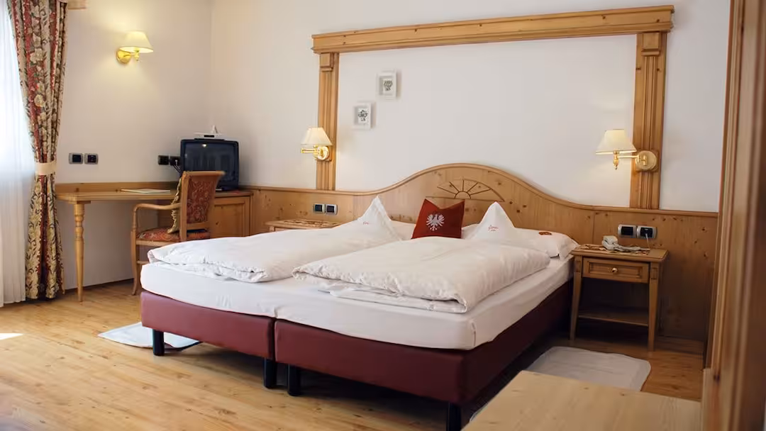 ITA_SEL_014_12WebOriginalCompressed