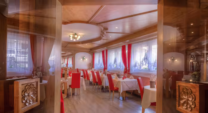 ITA_VAL_024_11WebOriginalCompressed