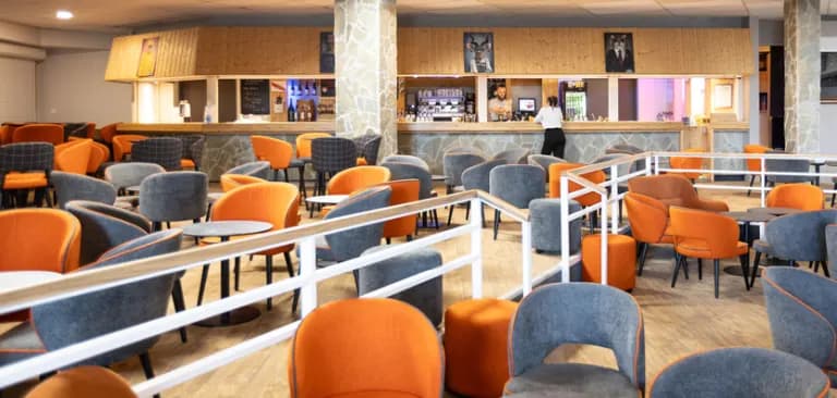 bar_36_mmv_lesbergers_manureyboz