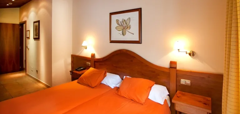 hotel-montane-bedroom