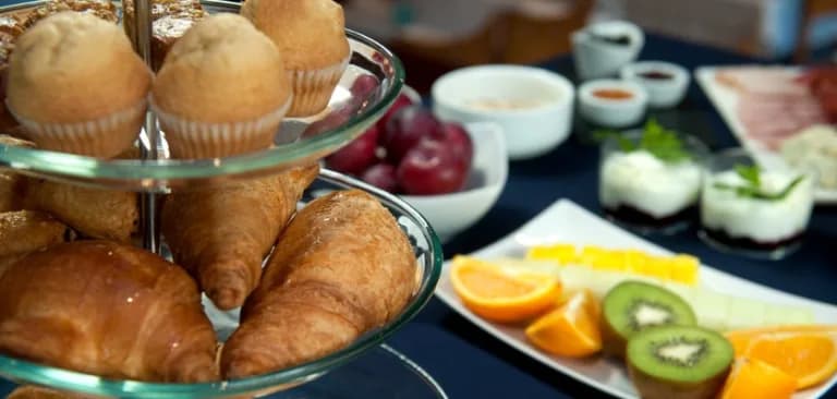 hotel-montane-breakfast