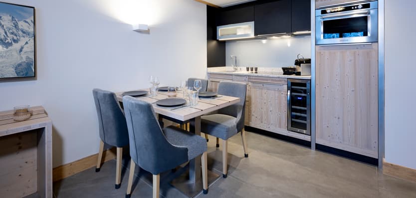 one_bedroom_apartment_living-1