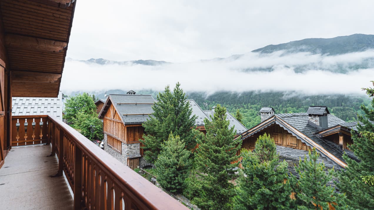 alysson-balcony_21375