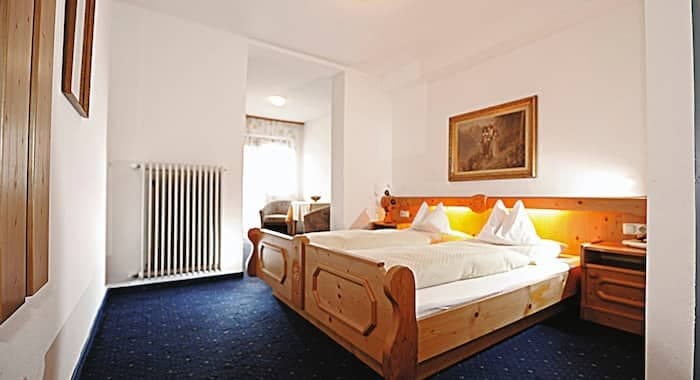 AUS_SAA_020_03WebOriginalCompres