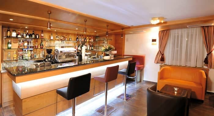 AUS_SAA_020_12WebOriginalCompres