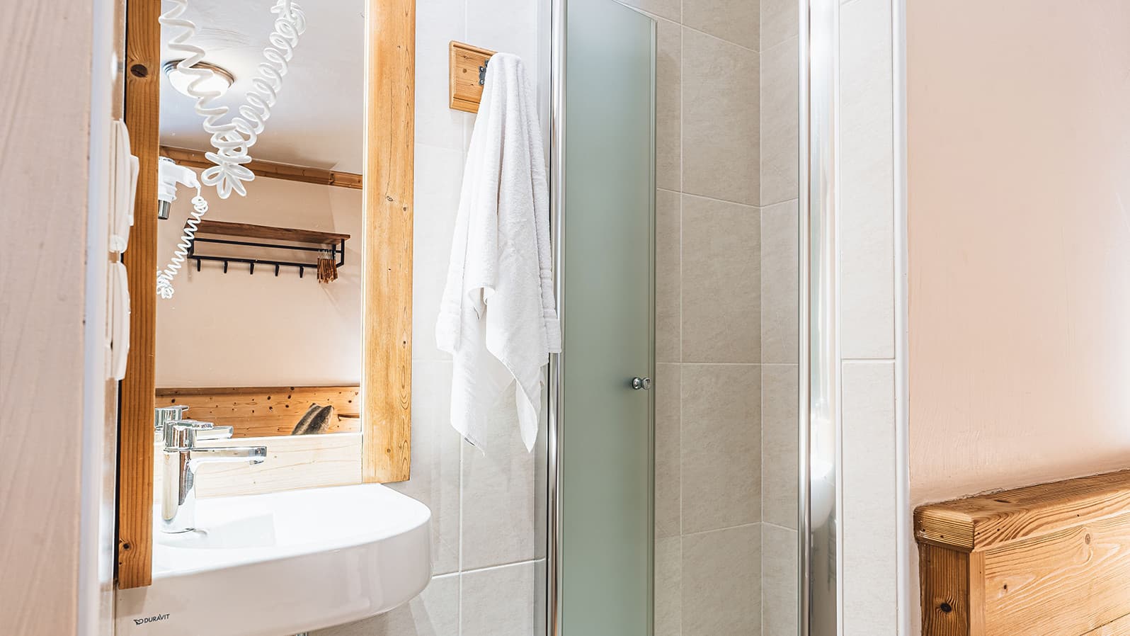 jakub-bathroom-1_20818