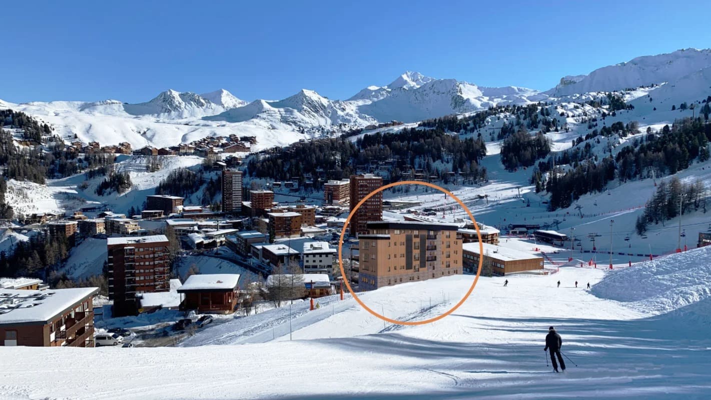 13350_c0,0,1279,720_w1422_h800