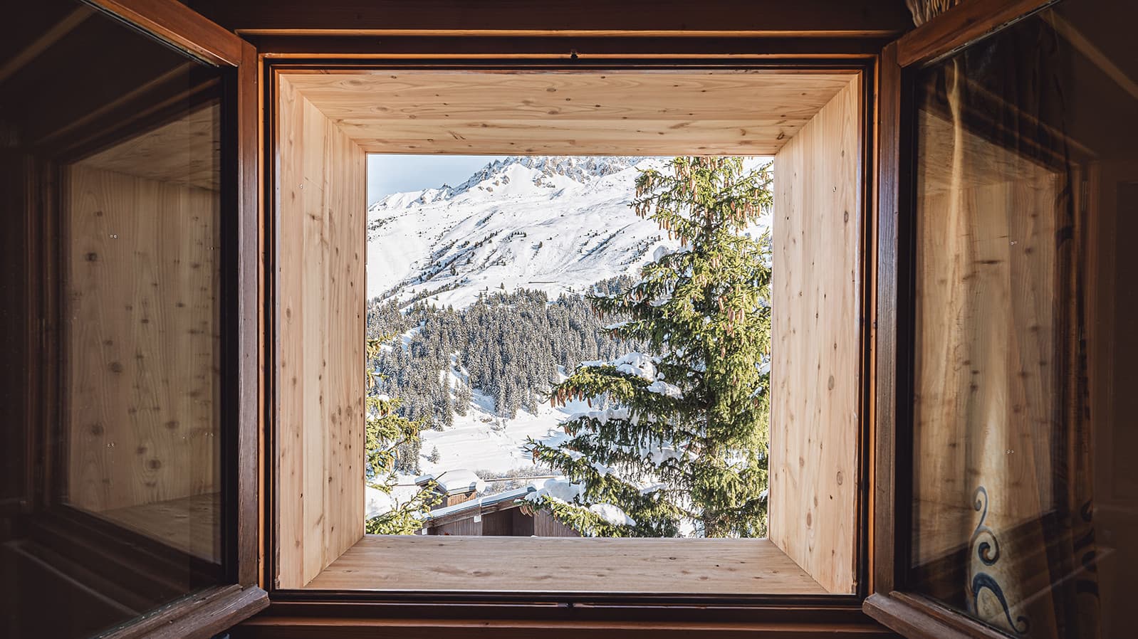 elodie-bedroom-view_20837