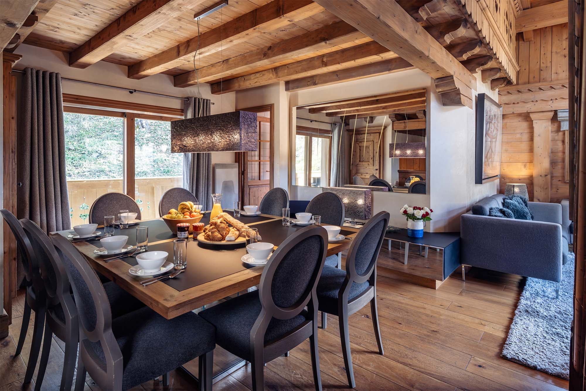 Chalet-Mariefleur-salle-a-manger-2