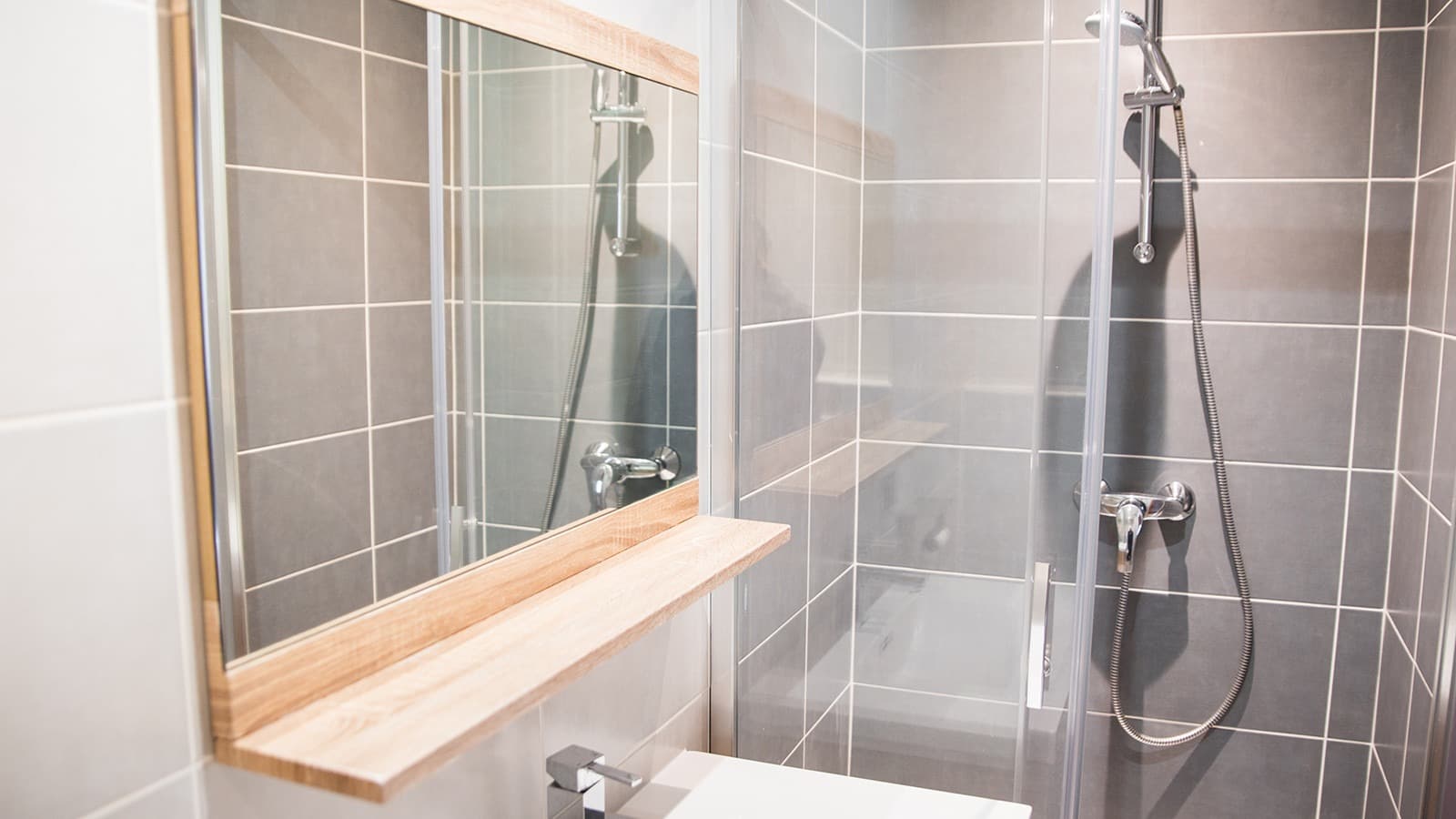 animones-bathroom-3_21183